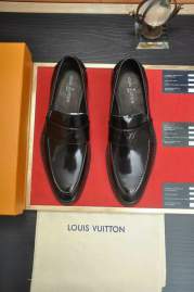 Picture of Louis Vuitton Shoes _SKULVsz38-45hnh080614649